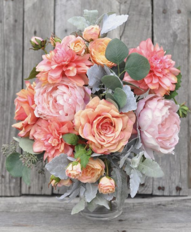 <div class='list-title'>Bouquet in a vase</div><div class='list-plustitle'>needlepoint kit</div>